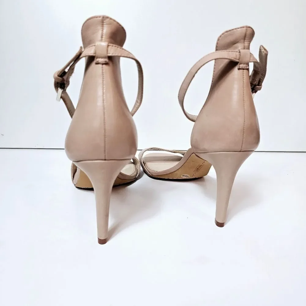 Vince Camuto Nude Court Leatjer Stiletto Sandals Size 10 LIKE NEW!